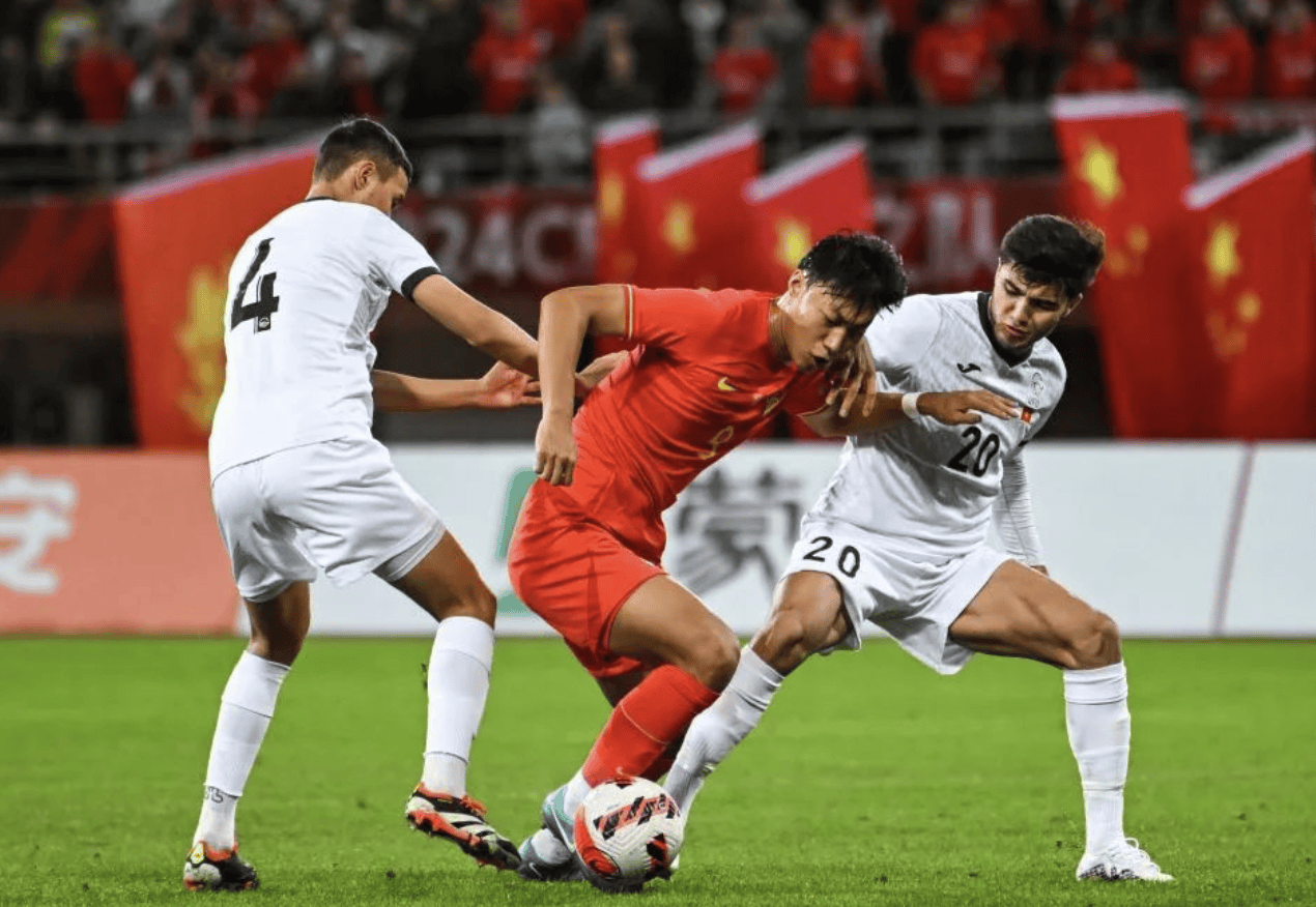 守望相助:球队默契配合在比赛中展现黄金组合的简单介绍 守望相助:球队默契配合在比赛中展现黄金组合的简单介绍