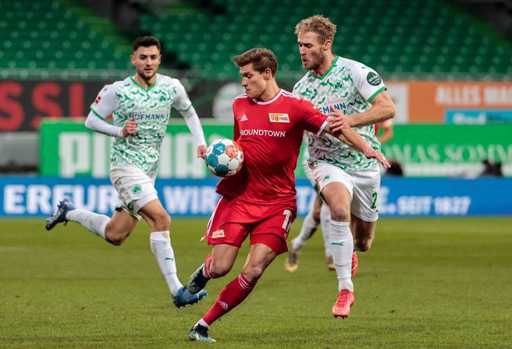 弗赖堡球员精彩表现,帮助球队取胜 弗赖堡球员精彩表现,帮助球队取胜