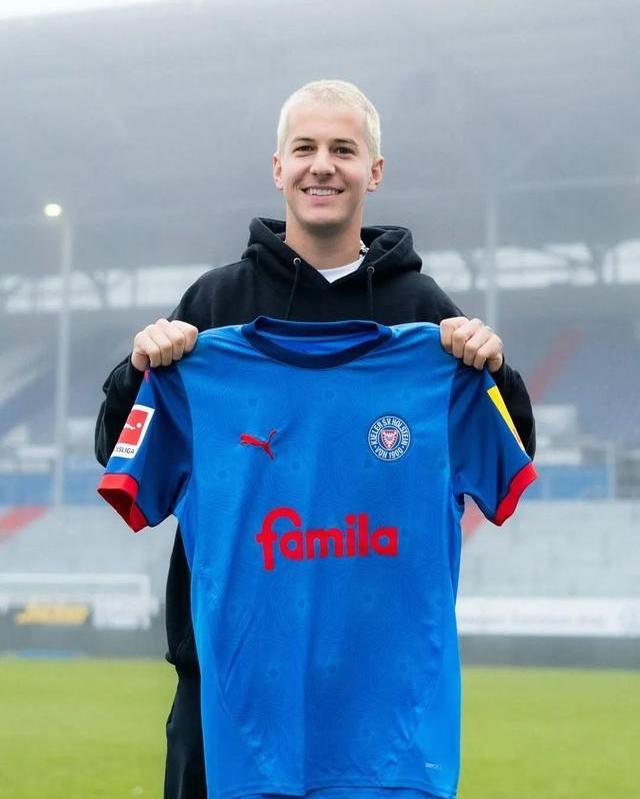 包含沃尔夫斯堡队新秀球员被誉为新希望的词条 包含沃尔夫斯堡队新秀球员被誉为新希望的词条