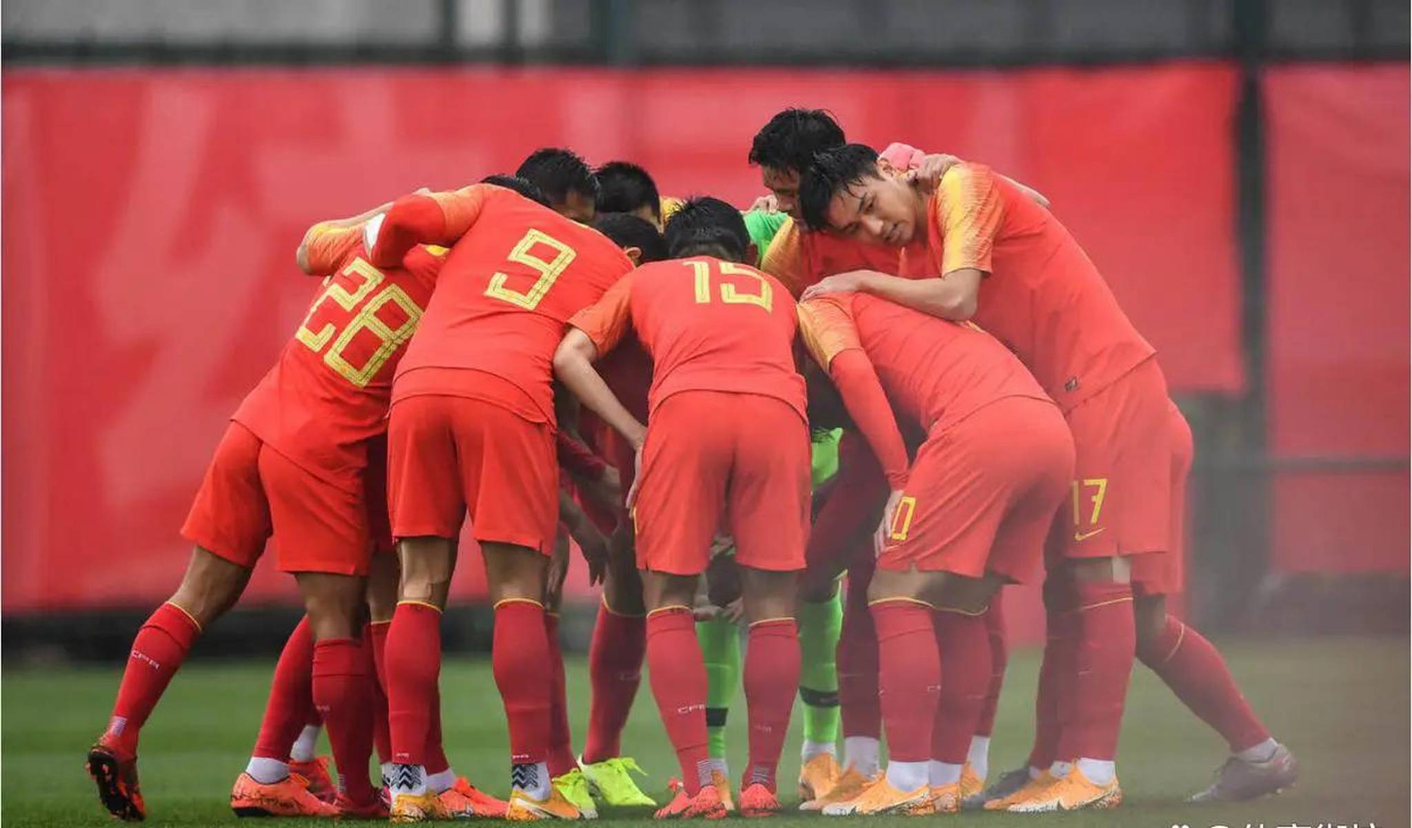 关于足球明星们的表现已成为球迷热议的话题焦点的信息 关于足球明星们的表现已成为球迷热议的话题焦点的信息