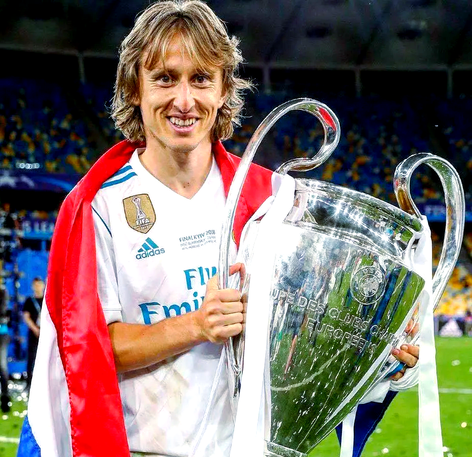 卢森堡队球员展现出色球技 卢森堡队球员展现出色球技