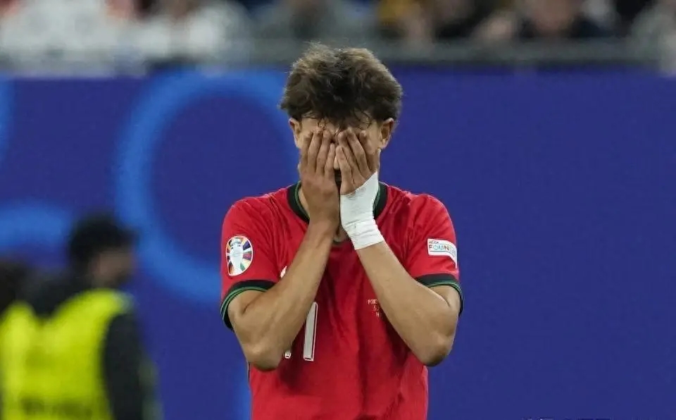 英格兰遭遇C罗险胜,美洲杯局势紧张 英格兰遭遇C罗险胜,美洲杯局势紧张