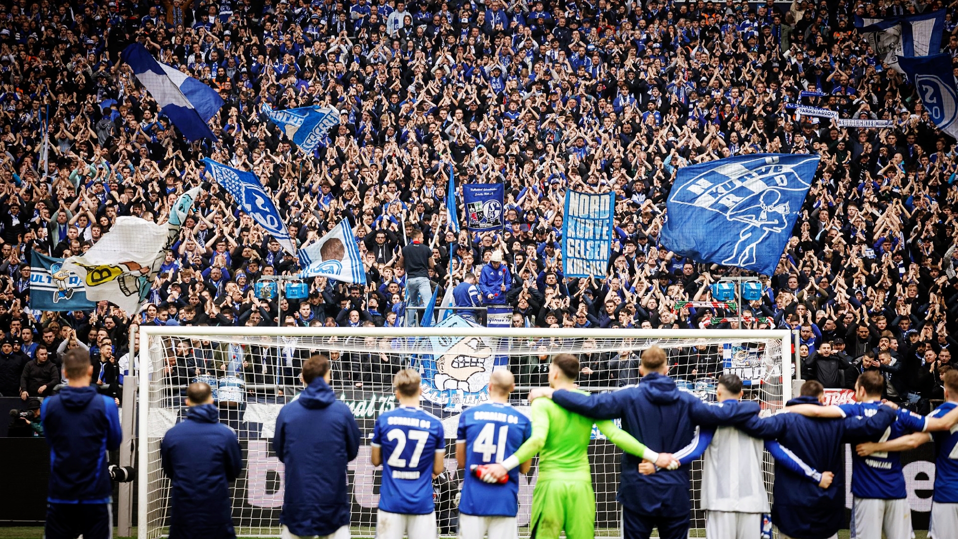 沙尔克主力莫名受伤,引发球队危机的简单介绍 沙尔克主力莫名受伤,引发球队危机的简单介绍