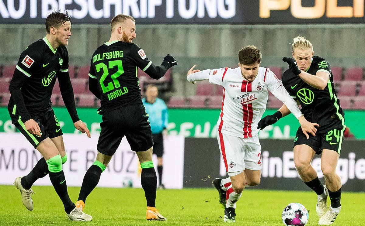 关于沃尔夫斯堡表现起伏不定,德甲球队成绩蒙上阴影的信息 关于沃尔夫斯堡表现起伏不定,德甲球队成绩蒙上阴影的信息