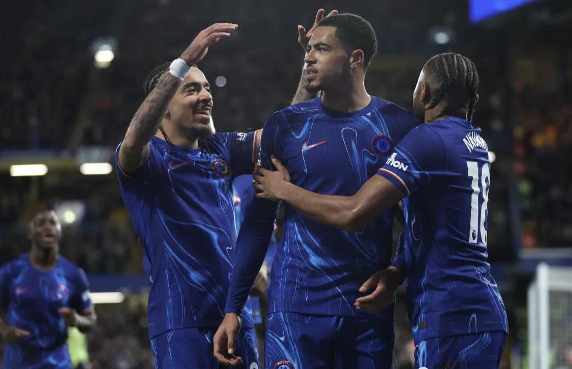 切尔西险胜热刺,莱万关键助攻中超的简单介绍 切尔西险胜热刺,莱万关键助攻中超的简单介绍