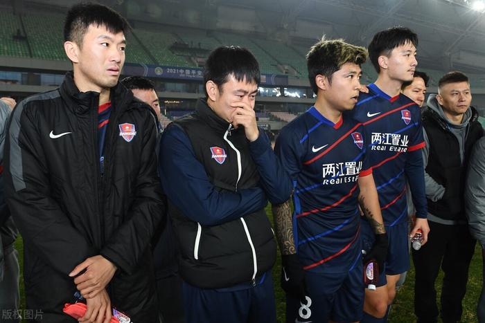 四川队备战重庆队,决心全胜 四川队备战重庆队,决心全胜