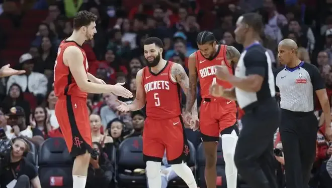 火箭主场逆转76人获得胜利 火箭主场逆转76人获得胜利