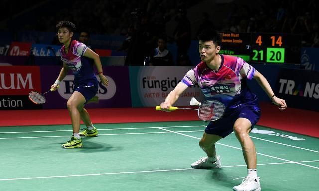 中国队逆转印尼队,黄鸭组合带队取胜 中国队逆转印尼队,黄鸭组合带队取胜